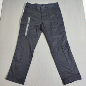 NWT Trium cargo pants men's size 38X32 Dark Navy Blue Work Wear Teflon Protecto